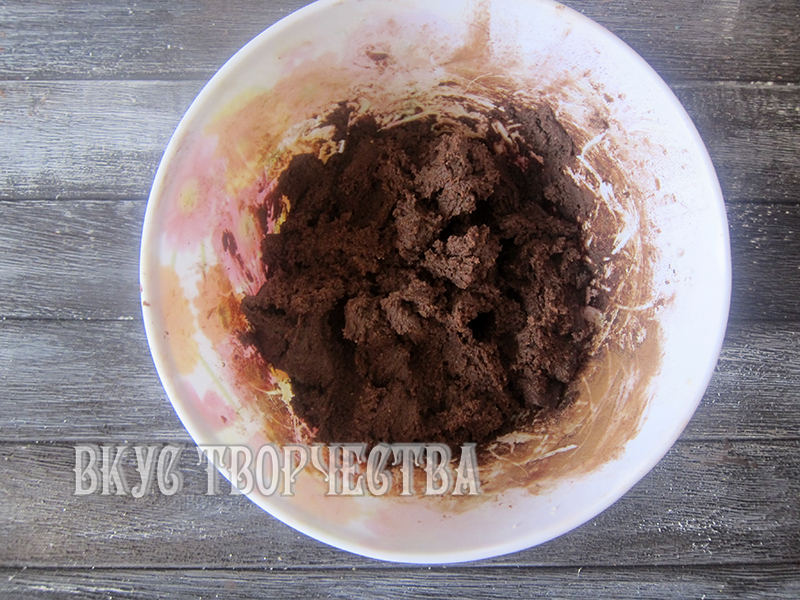 в тесто добавлена мука и какао в тесто добавлена мука и какао